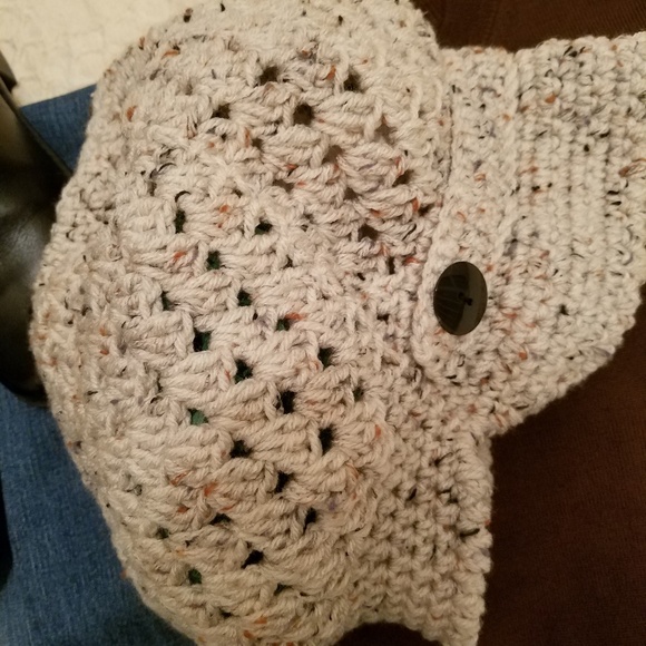 SLOUCHY CROCHET CAP - Picture 3 of 7